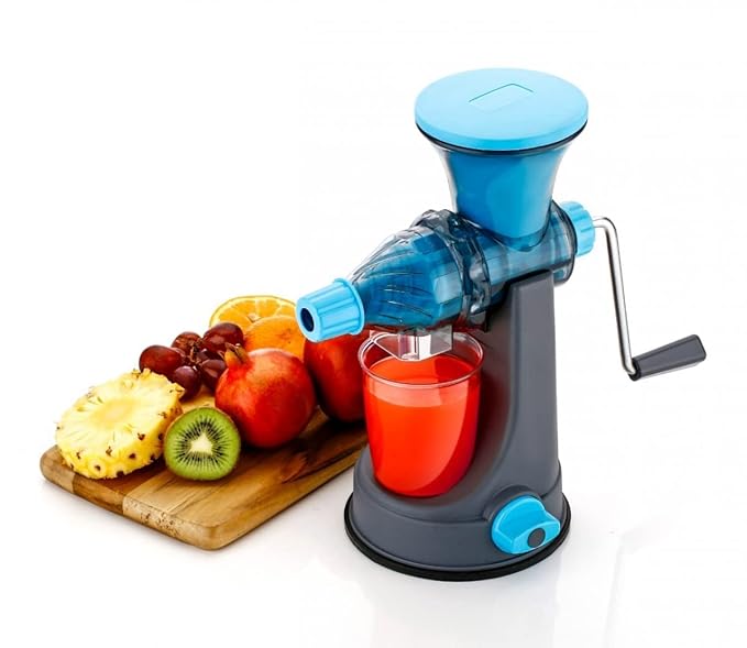 JUICER WITH SQUARE CORNER