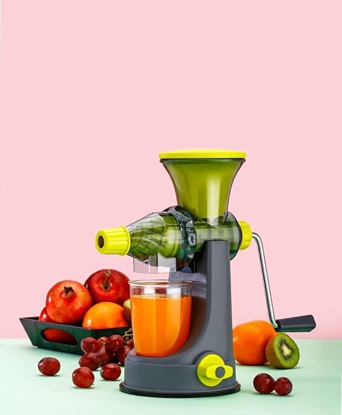 JUICER WITH SQUARE CORNER